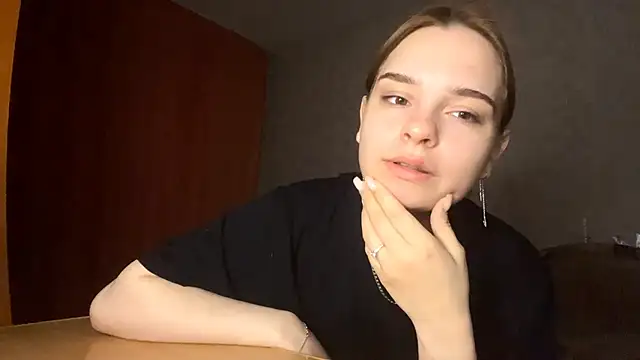 SageFennell online show from April 27, 5:21 pm