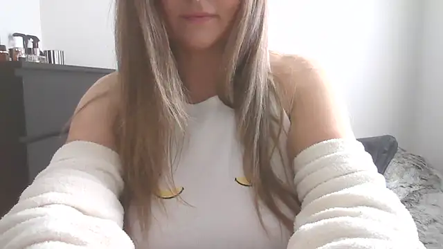 Goddess-GraceX online show from April 17, 2:08 pm