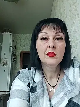 HelgaDennis online show from April 28, 4:16 am
