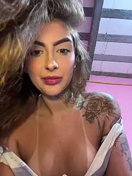 miiabellovic online show from May 5, 12:35 am