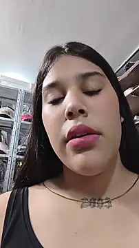 venuslaferte  online show from June 25, 7:15 pm