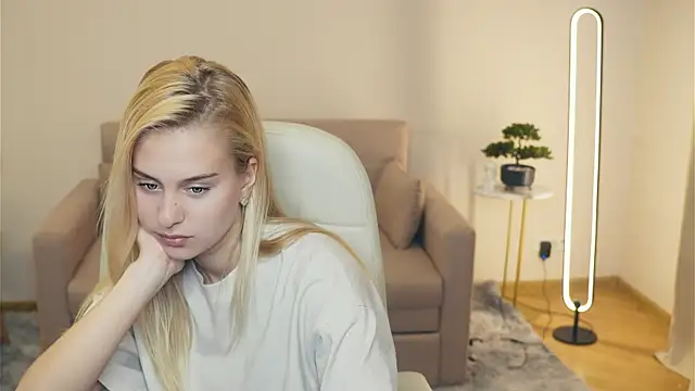 RudyElfenbein online show from March 25, 9:34 am