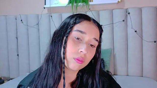 StarrMoon   online show from June 30, 2:55 am