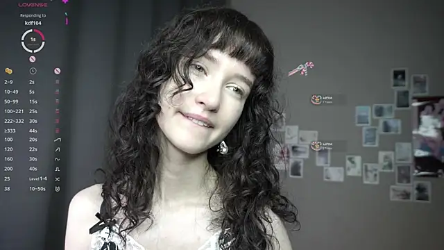 DellaLeck online show from July 12, 9:59 pm