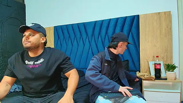 lio     online show from April 8, 7:43 am