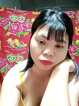 Dumi 009 online show from April 24, 12:30 pm