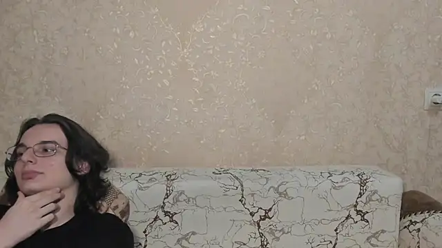 muuur love231 online show from May 15, 7:27 pm