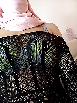 ilham123y online show from March 22, 4:13 pm