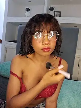 Lucy Em online show from March 23, 1:06 pm