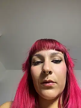 Amelie-RedHoney online show from June 6, 5:25 am