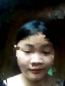 em-cute online show from March 24, 9:47 am