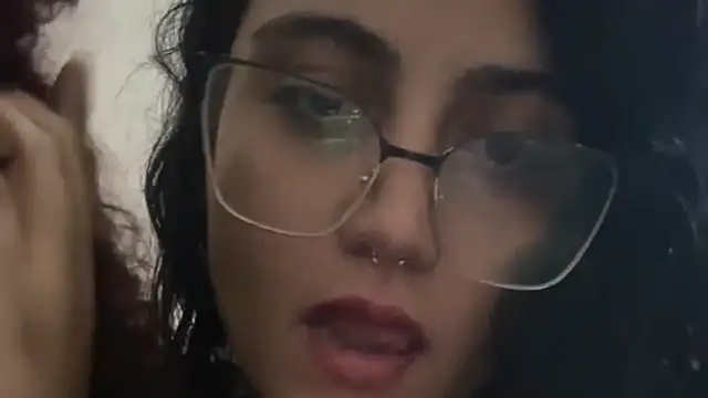 MENINAS 70 online show from July 2, 3:23 am