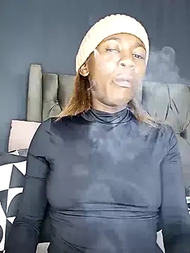 Cybil Hearts online show from May 10, 4:53 pm
