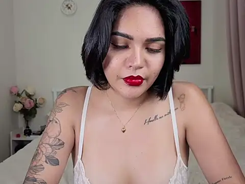 monicaconde online show from May 15, 8:50 am