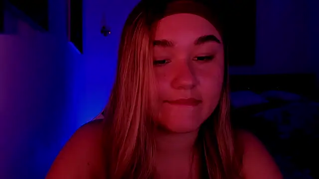 Soouuf  online show from May 25, 7:24 pm