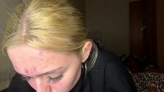Sophia Blonde online show from April 28, 3:38 pm