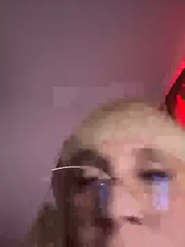 Juliettahot0819 online show from March 26, 12:02 am