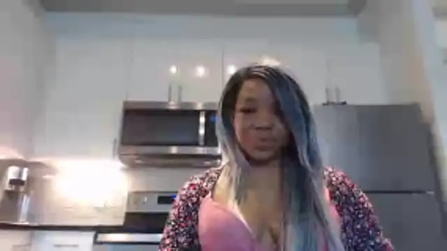 ELLEHoney online show from March 26, 5:04 pm