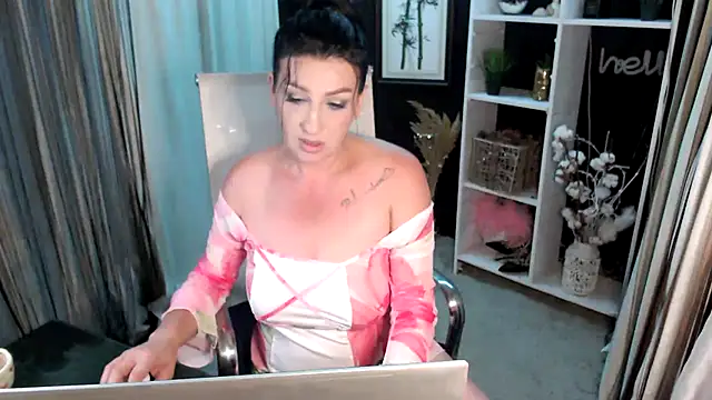 DreamLove2020 online show from July 30, 5:25 pm