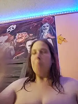 023thickandjuicy07 online show from June 3, 4:24 am