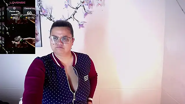 Angex  online show from May 31, 6:42 pm