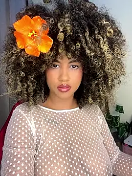 Kendra curly online show from June 2, 4:57 am