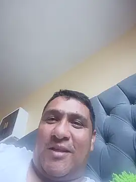 luis20212 online show from May 31, 6:31 pm
