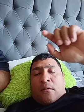 luis20212 online show from May 30, 3:21 pm