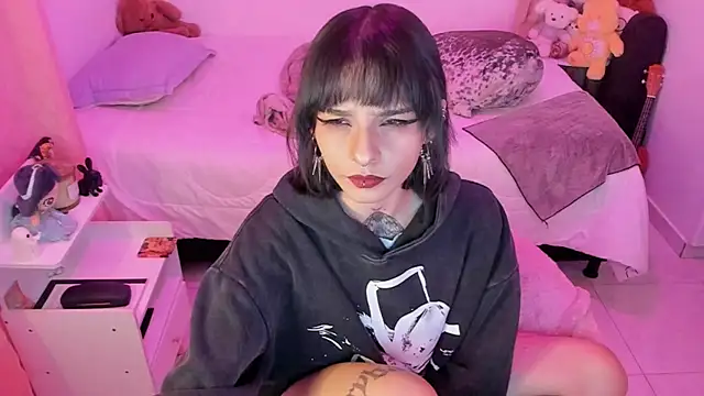 bunny pao online show from April 12, 5:10 am