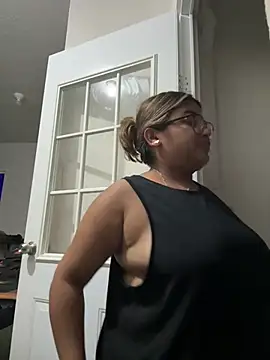 C1N09 online show from June 26, 5:41 am