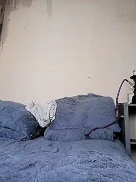 Fezco015360 online show from April 16, 1:11 pm