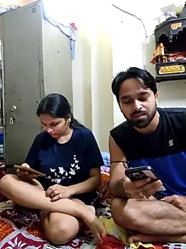 sexygirlsind1 online show from April 9, 6:35 pm