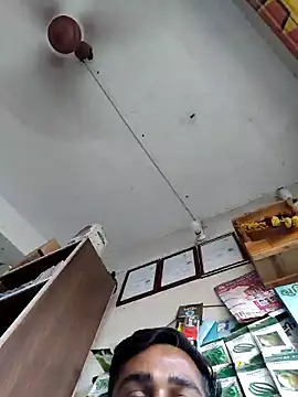 VarsetilJuli online show from April 12, 12:41 pm