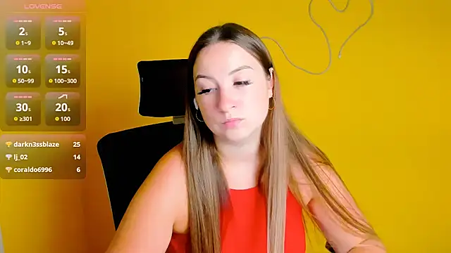 Tiffani Angel online show from August 5, 9:15 am