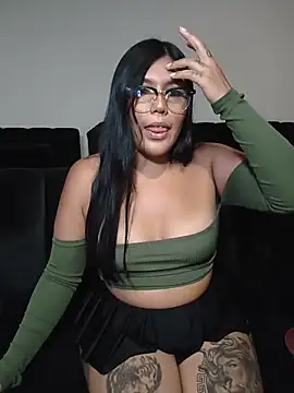 aleenavarro online show from May 23, 6:34 am