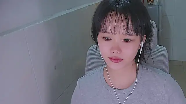 Alva xi online show from April 10, 9:37 am