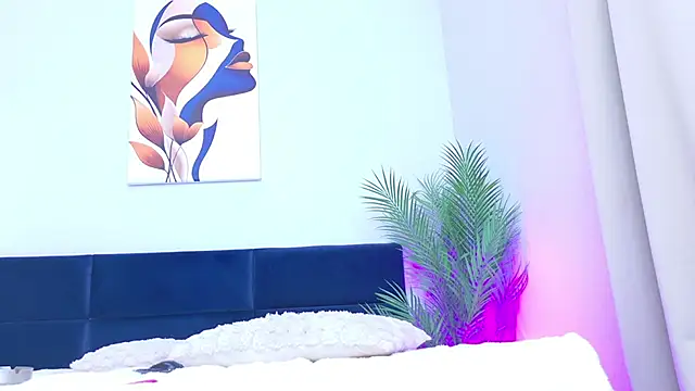 BlondieEve online show from June 7, 7:04 am
