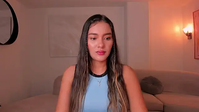 SophieWatsonX online show from April 30, 2:44 pm