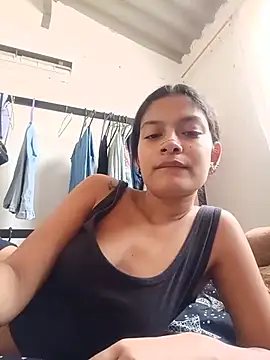 Lyra Siren online show from May 18, 6:58 pm