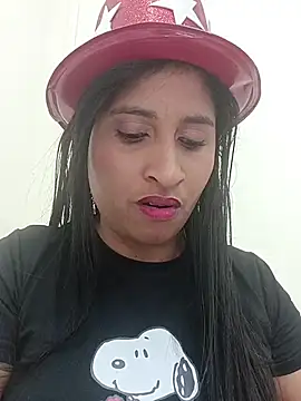 SofiaMendez1  online show from July 4, 3:52 pm