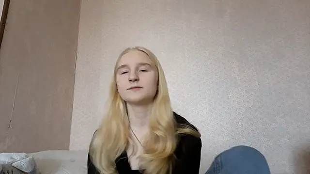 ForwentSeat online show from April 2, 7:17 am