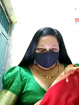 PINKI 024 online show from May 3, 6:17 am