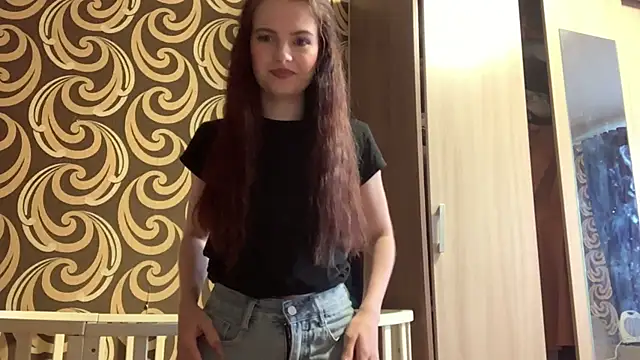 KikiAmino online show from April 25, 2:25 pm
