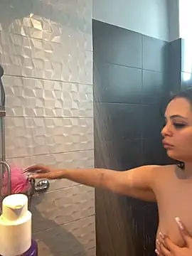 MiaKittyx0 online show from June 10, 4:49 pm