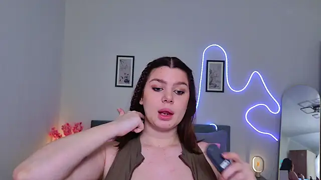 moneyforPeaches online show from May 15, 5:05 pm