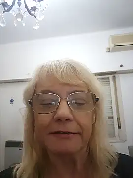 MatureElegantWidow online show from May 11, 1:18 am