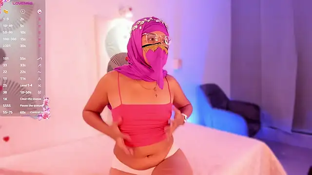 LaylaTemptMe online show from April 11, 9:24 am