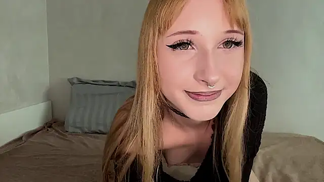 MadisonKiss  online show from June 7, 9:38 am