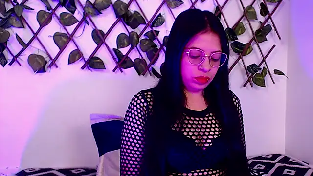 katiagp online show from April 9, 11:48 am