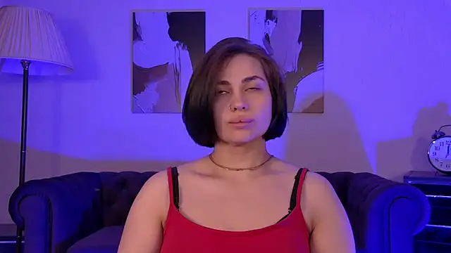 AdrianaToress online show from May 4, 6:12 pm